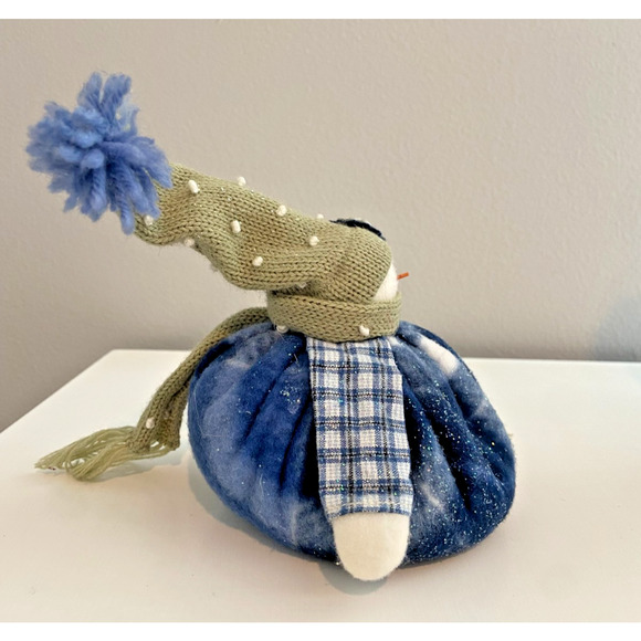 Vintage Blue, White & Green Fabric Snowmen Set With Glitter Snowflake - Picture 3 of 10